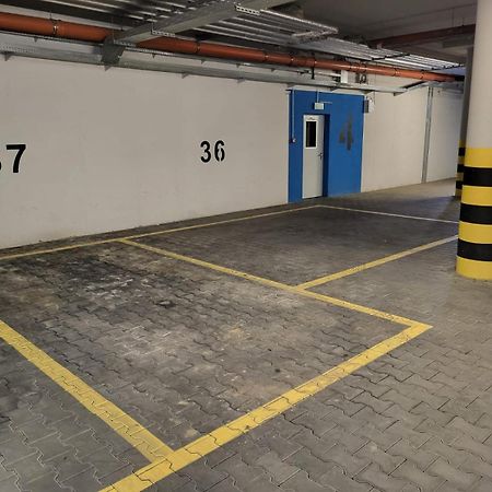 ז'שוב Apartament Em Klimatyzacja&Parking מראה חיצוני תמונה