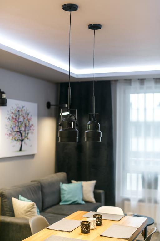 ז'שוב Apartament Em Klimatyzacja&Parking מראה חיצוני תמונה