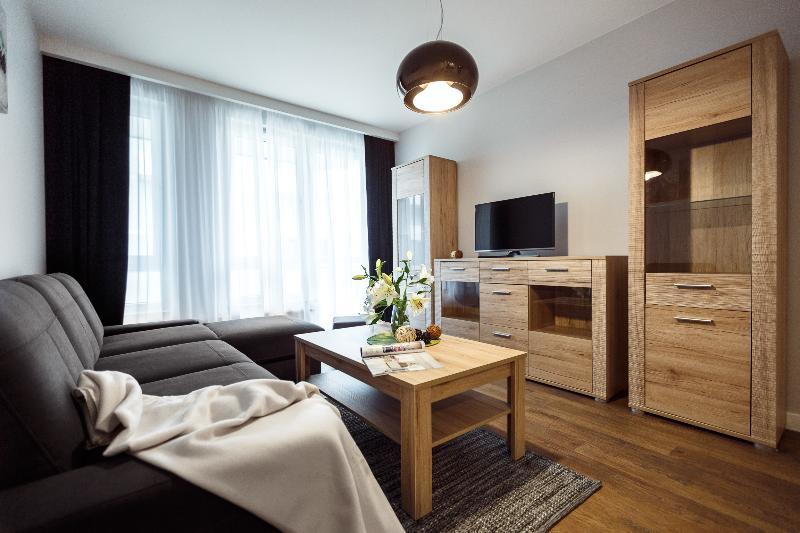ז'שוב Apartament Em Klimatyzacja&Parking מראה חיצוני תמונה