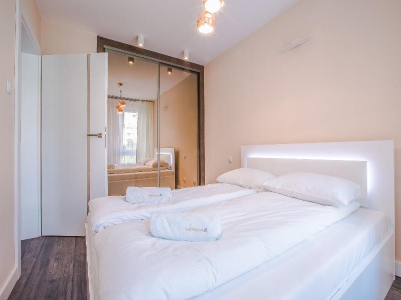ז'שוב Apartament Em Klimatyzacja&Parking מראה חיצוני תמונה
